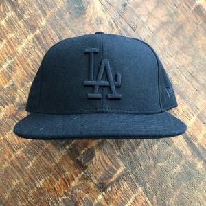 New Era 59 Fifty LA Dodgers // 7 1/8 // OBO